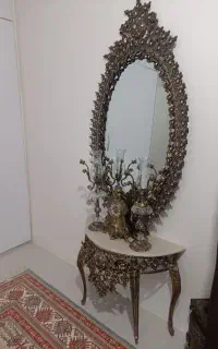 آینه،شمعدان و ساعت