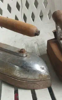 اتو خیاطی قدیمی المنتی سنگین