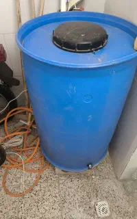 تانکر اب بشکه ۳۰۰لیتر خارجی