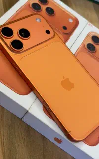 ایفون ۱۷ پرومکس نارنجی / iPhone 17 pro max