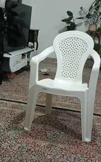صندلی پلاستیکی