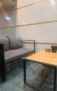 نیمکت فلزی