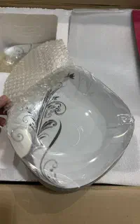 سرویس چینی ۱۰۷ پارچه