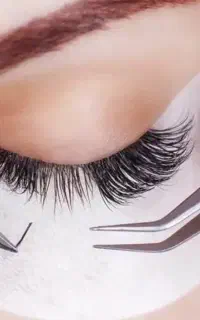 یک جلسه آموزش رایگان اکستنشن مژه