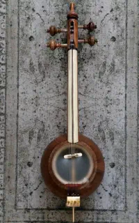 کمانچه‌ی پشت بسته حرفه‌ای