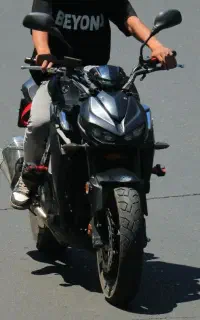 طرح z1000کاوازاکی