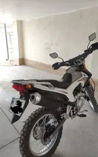 تریل پرواز200