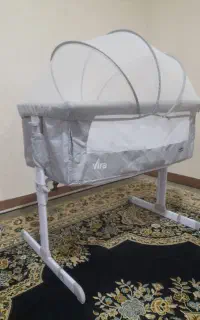 تخت و گهواره نوزاد