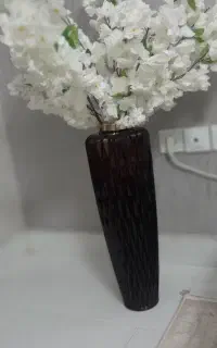 گل و گلدان کنارسالنی