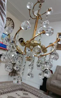 لوسترآویزی