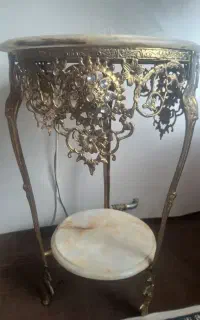 میز تلفن برنز  و ساعت برنز ایستاده