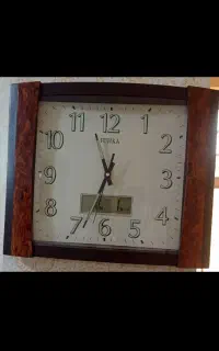 ساعت دیواری