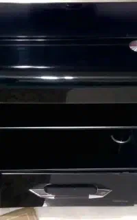 میز تلویزیون شیشه دودی