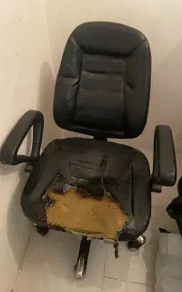 صندلی چرخدار دو عدد