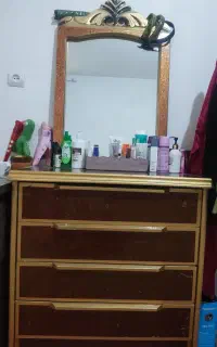 دراور وآینه