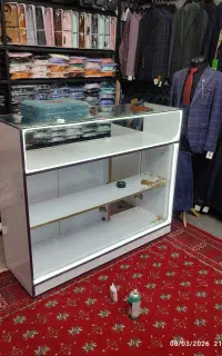 ویترین ریسه ای مغازه