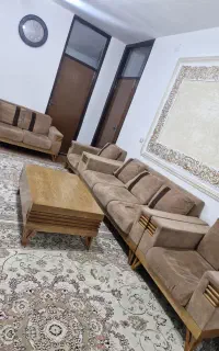 فروش فوری مبل راحتی به همراه میز