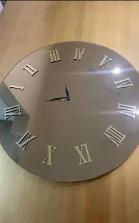 ساعت دیواری