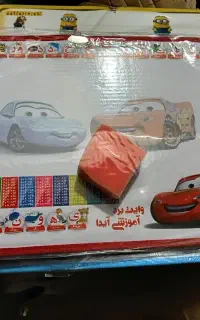 وایت برد بزرگ ۴۰×۶۵دو طرفه دارا ماژیک دورنگ و پاکن