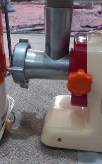 چرخ گوشت وابمیوه گیری