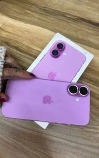 ایفون ۱۶ نرمال صورتی