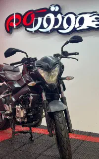 NS 200 ان اس