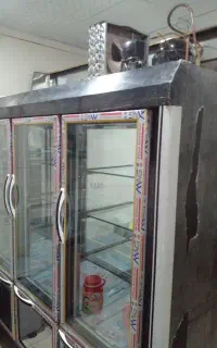 فروش یخچال ویتربتی ۶ در درحد نو