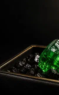 راف گارنت دمانتویید جواهری جهت فروش