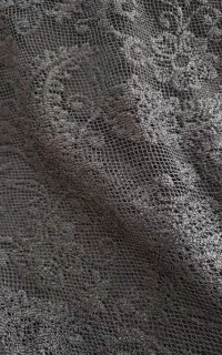 پارچه دانتل یک و نیم در دومتر ۶۵۰ تومن