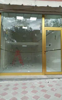 نصب شیشه سکوریت و کرکره برقی