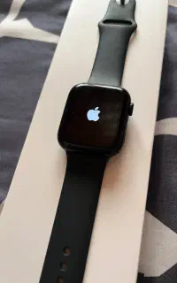 اپل واچ سری ۸