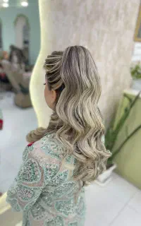 خدمات عروس وهمراهی درسالن صابره ارژنگ