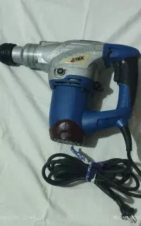 هیلتی کاملا سالم و کم کار