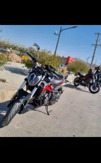 بنلی ۳۰۰ مدل آخر ۱۴۰۳