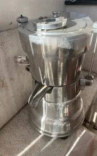 دستگاه آب‌ هویج صنعتی
