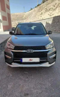 x33ام وی ام. AT
