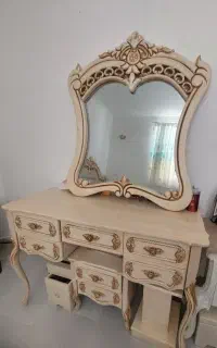 سرویس مبل با میز ارایش وتخت