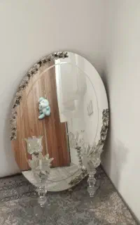 آیینه و شمعدان
