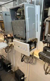 لوله کش فاضلاب نصب وتعمیر پکیج پمپ آب تاسیسات