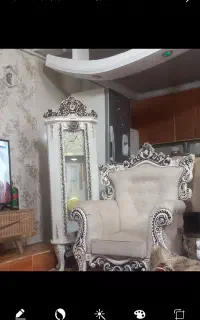 بوفه و ساعت