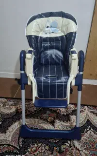 صندلی غذا نوزاد