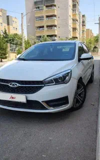 آریزو۵ اتوماتیک اکسلنت