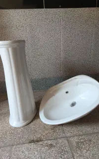 سه عدد روشویی