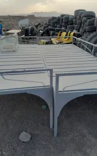 تخت فلزی حیاطی