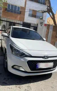 هیوندای i20 با کلی آپشن