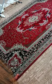 دوعدد فرش قرمز 2در3