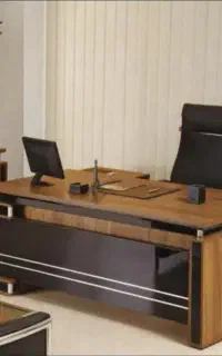 خانم فروشنده و آشنا با حسابداری