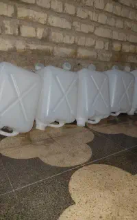 دبه ۲۰ لیتری5عدد دونه ۱۵۰