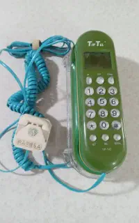 تلفن دیواری،
