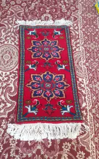 فرش‌پادری‌دستبافت